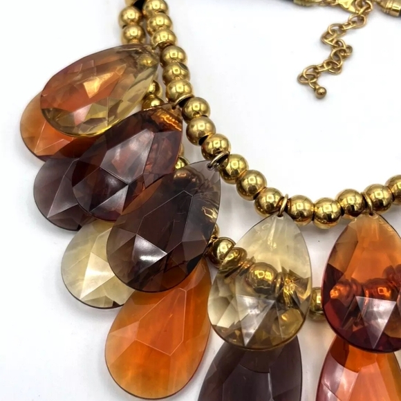 Joan Rivers Vintage Chunky Faceted Teardrop Lucite Beads Bib Necklace - Picture 4 of 10